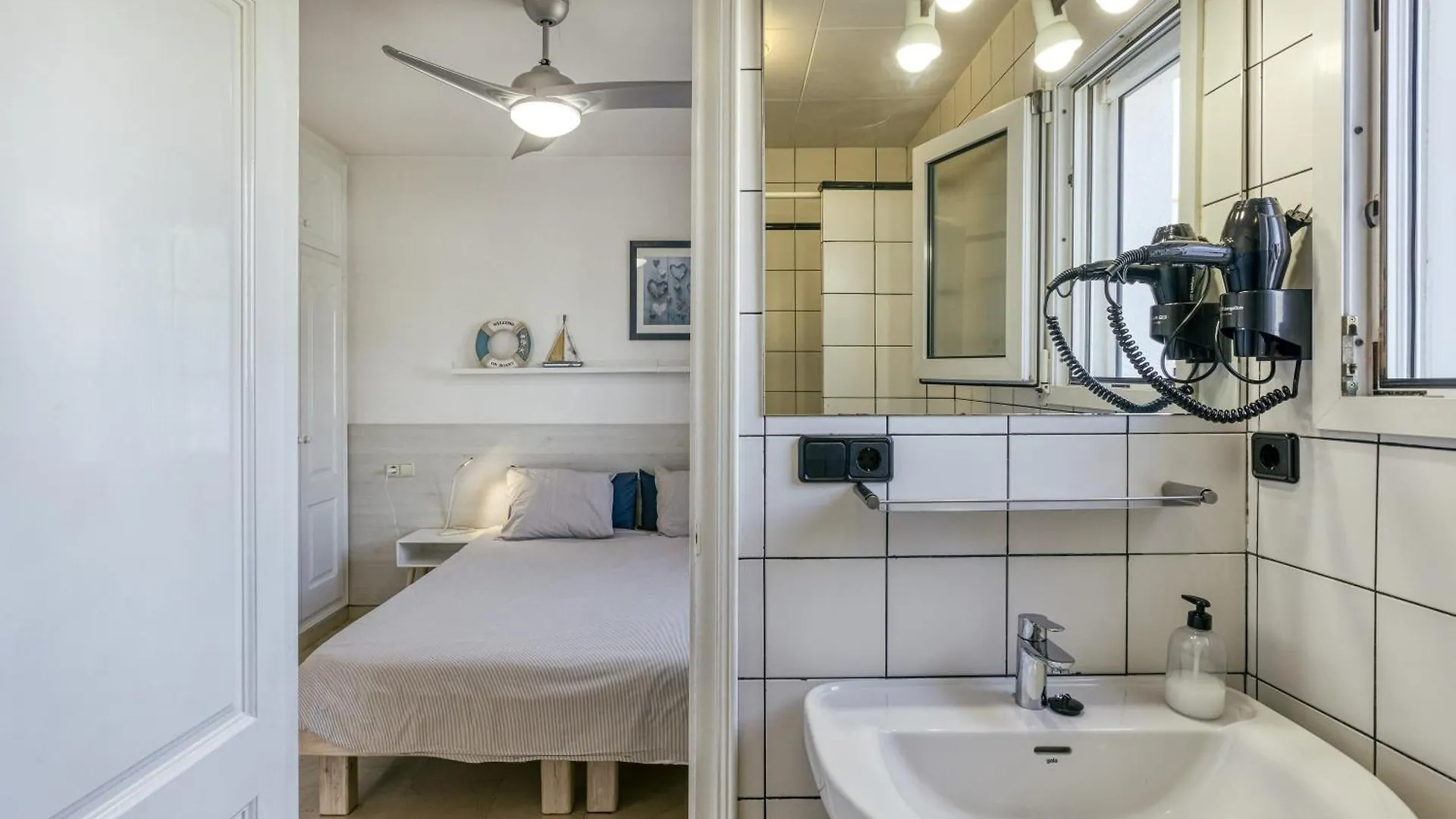 Art- Apartamentos Revilla Tacke C Empuriabrava 0*,